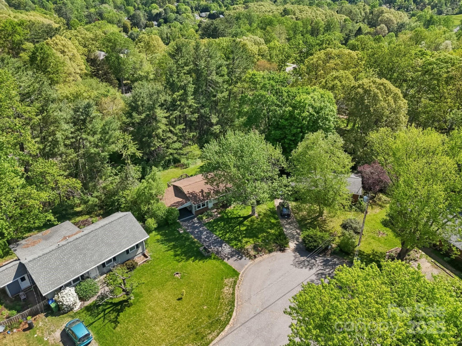19 Clement Pl Asheville, NC 28805