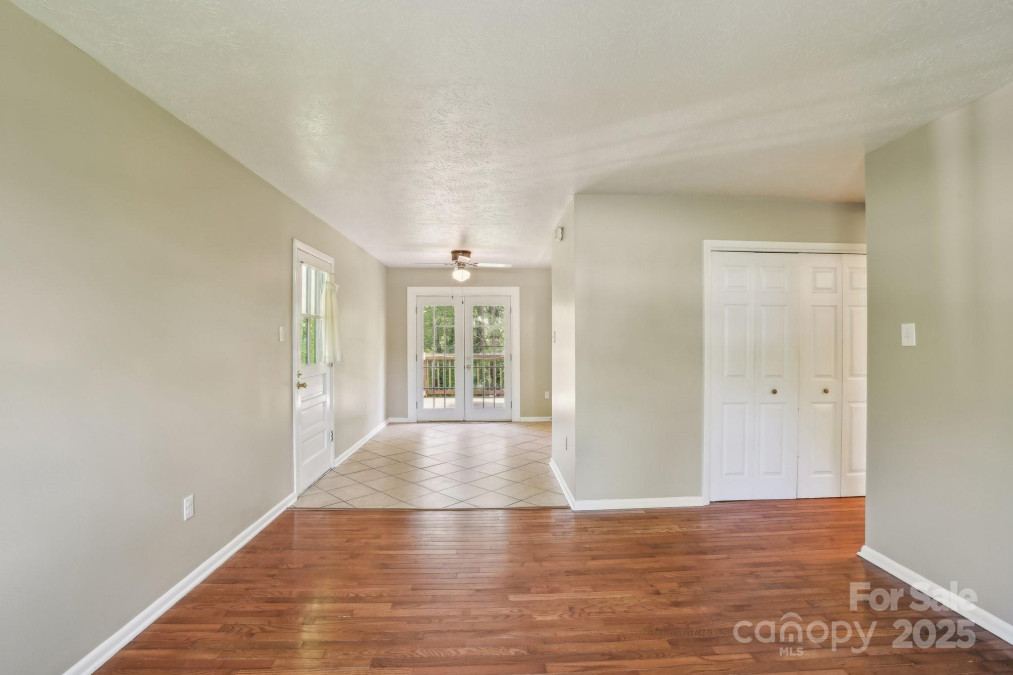 19 Clement Pl Asheville, NC 28805