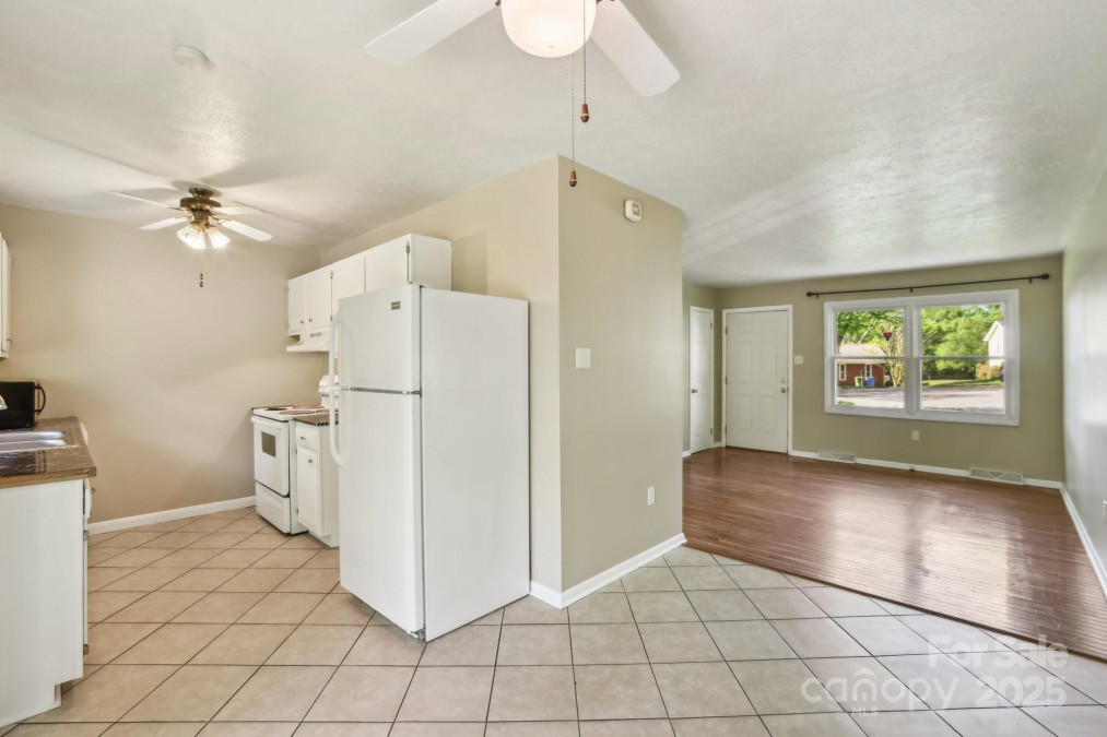 19 Clement Pl Asheville, NC 28805