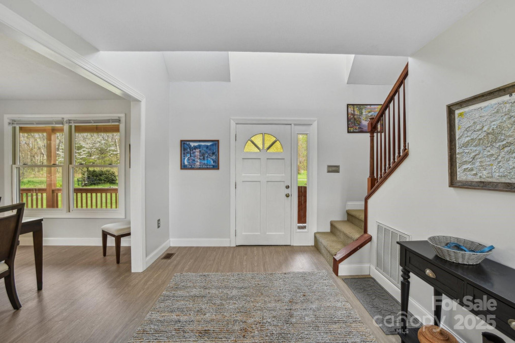 531 Pioneer Ridge Rd Canton, NC 28716