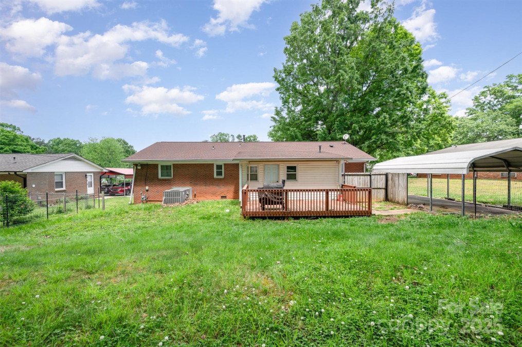 907 9th Ave Gastonia, NC 28054
