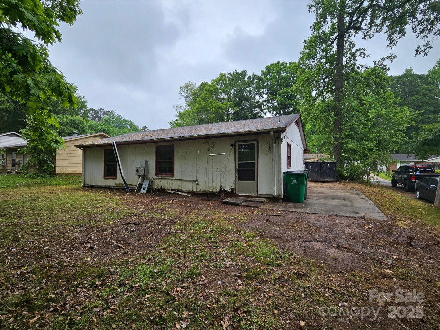 4406 Valeview Ln Charlotte, NC 28269