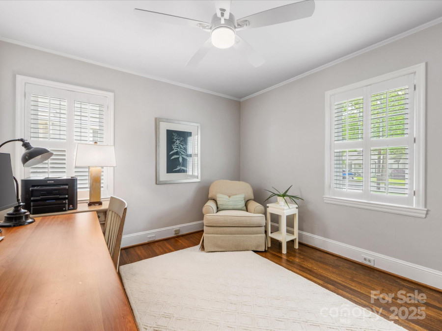 1209 Yale Pl Charlotte, NC 28209