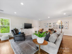 1209 Yale Pl Charlotte, NC 28209