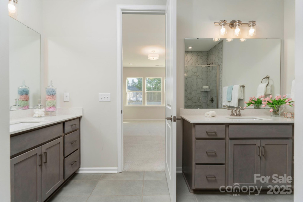 131 Berkeley Ave Mooresville, NC 28117