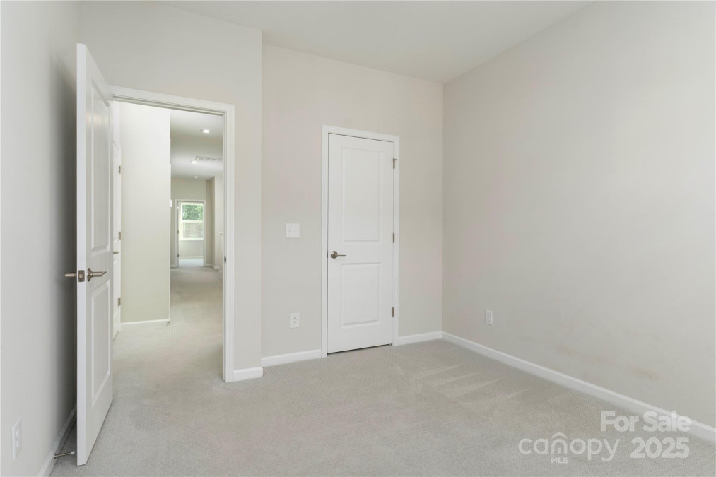 131 Berkeley Ave Mooresville, NC 28117