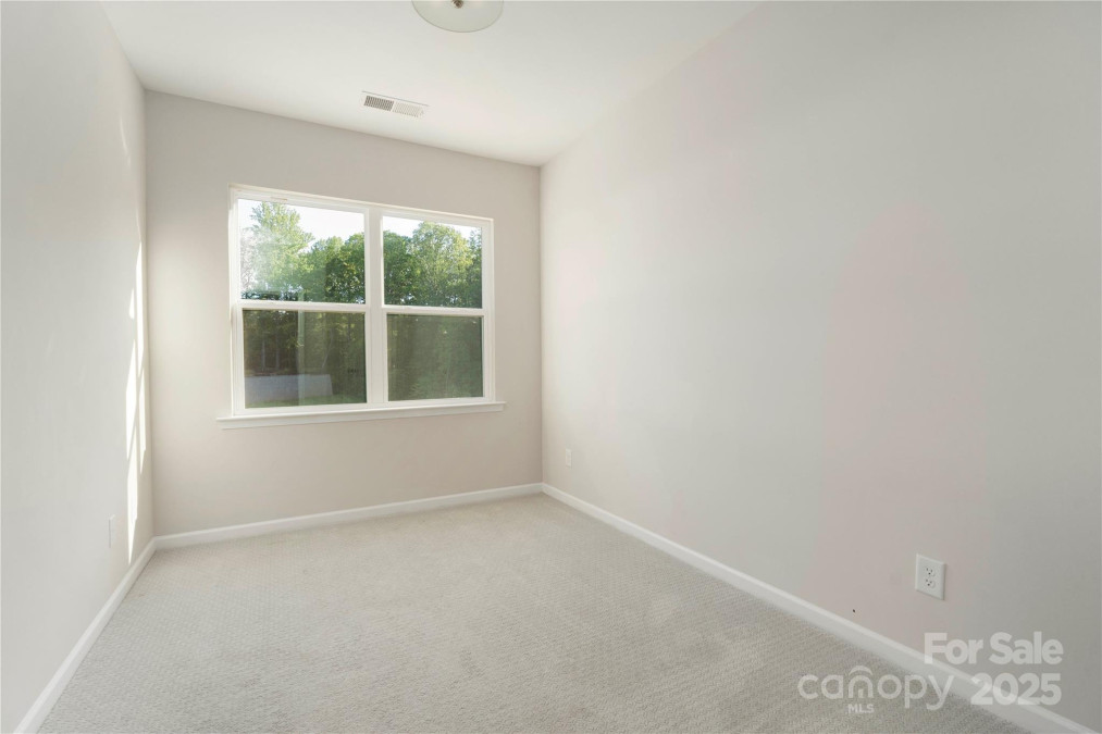 131 Berkeley Ave Mooresville, NC 28117
