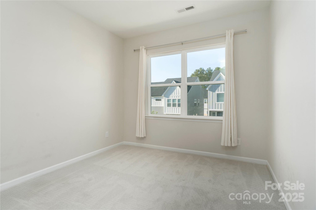 131 Berkeley Ave Mooresville, NC 28117