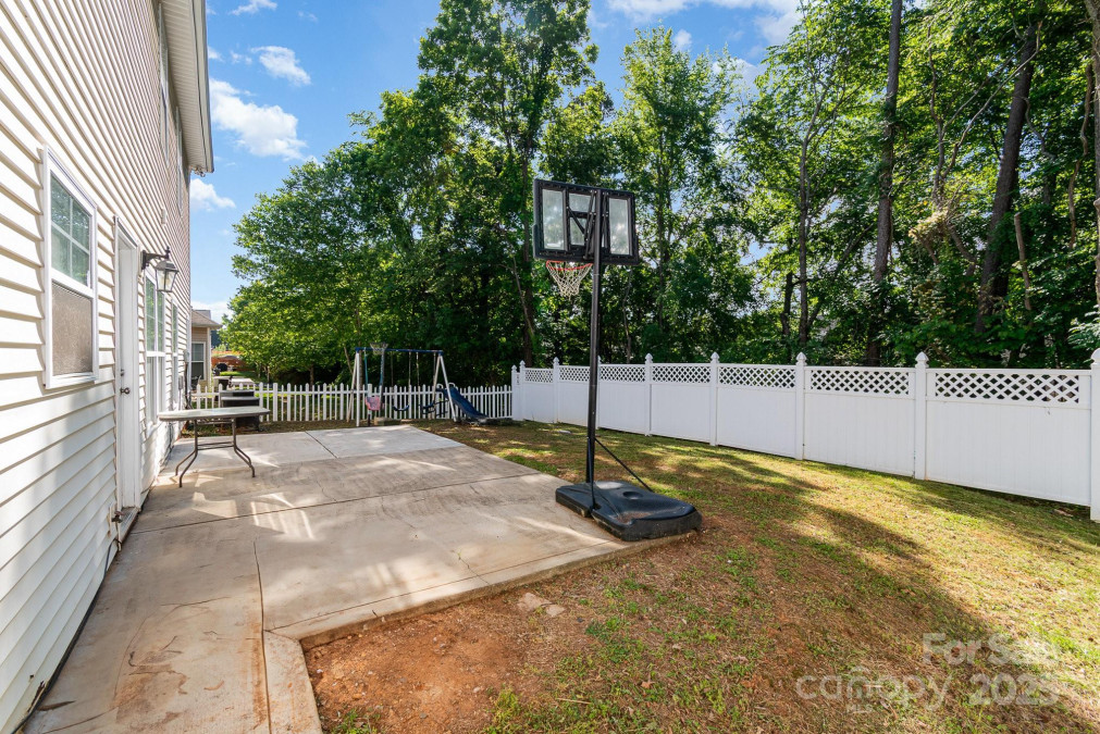 5106 Stone Park Dr Charlotte, NC 28269