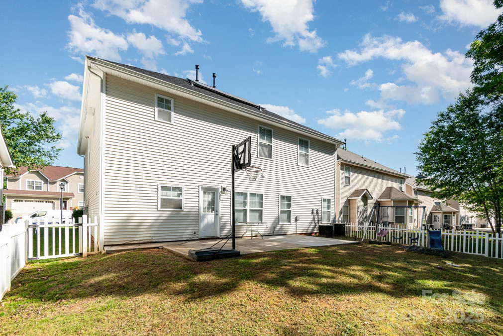 5106 Stone Park Dr Charlotte, NC 28269