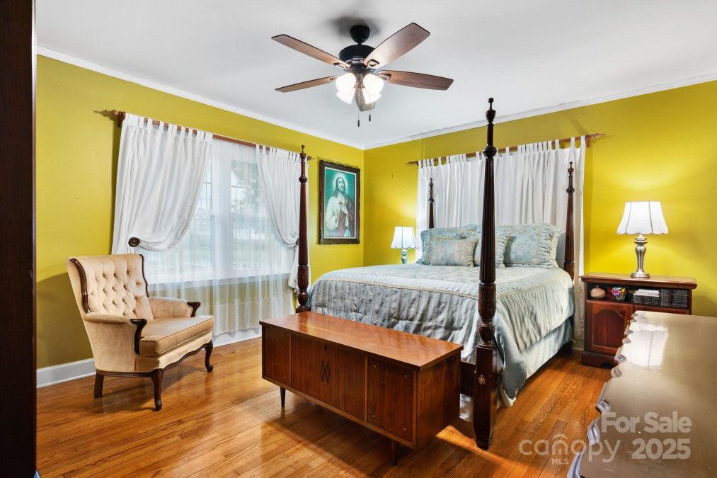 1287 Queensgate St Gastonia, NC 28054