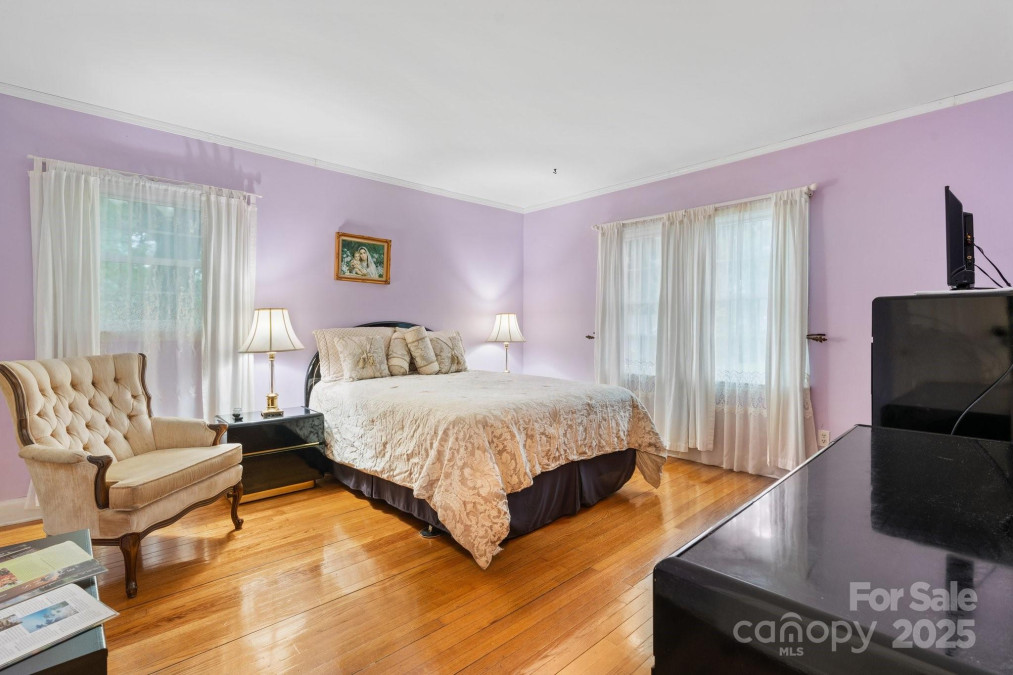 1287 Queensgate St Gastonia, NC 28054