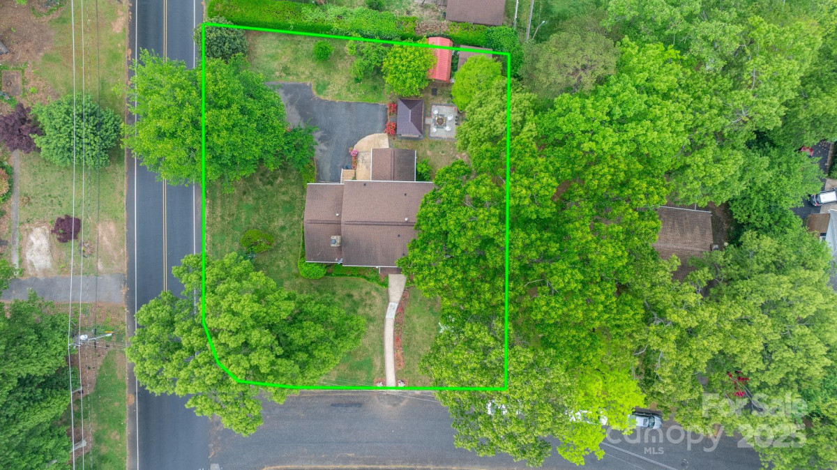 1287 Queensgate St Gastonia, NC 28054
