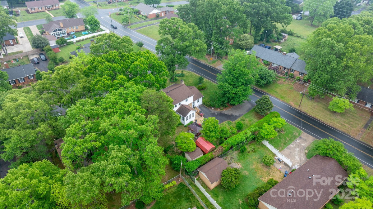 1287 Queensgate St Gastonia, NC 28054