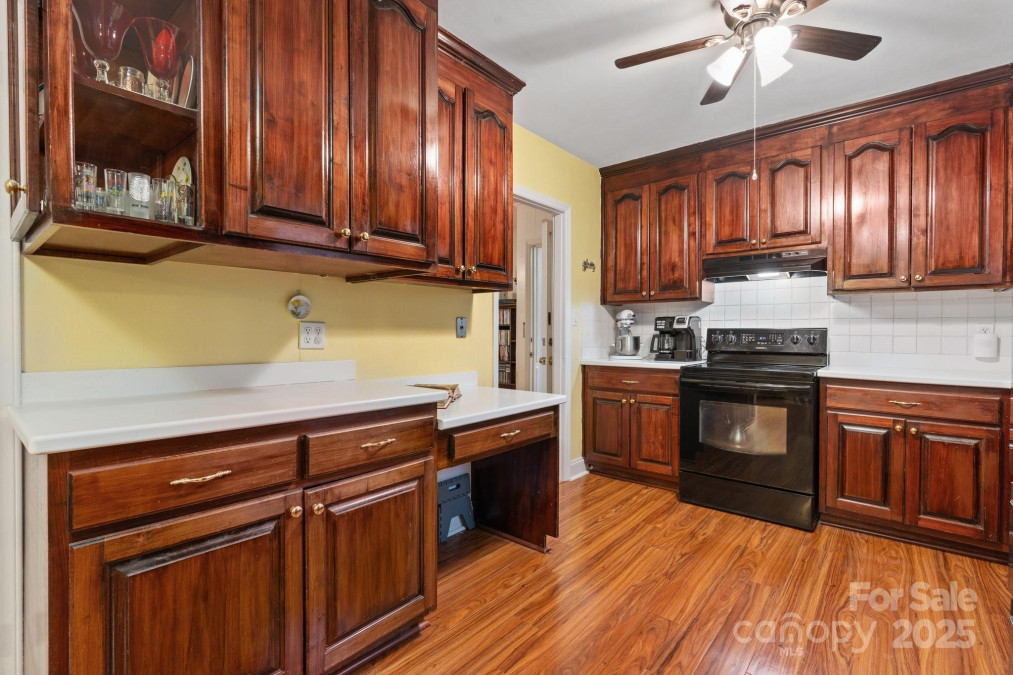 1287 Queensgate St Gastonia, NC 28054