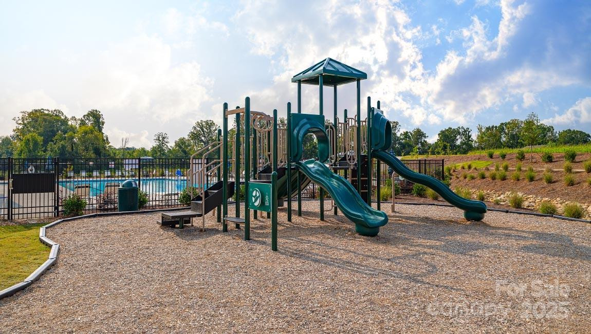 1356 Secrest Commons Dr Monroe, NC 28112