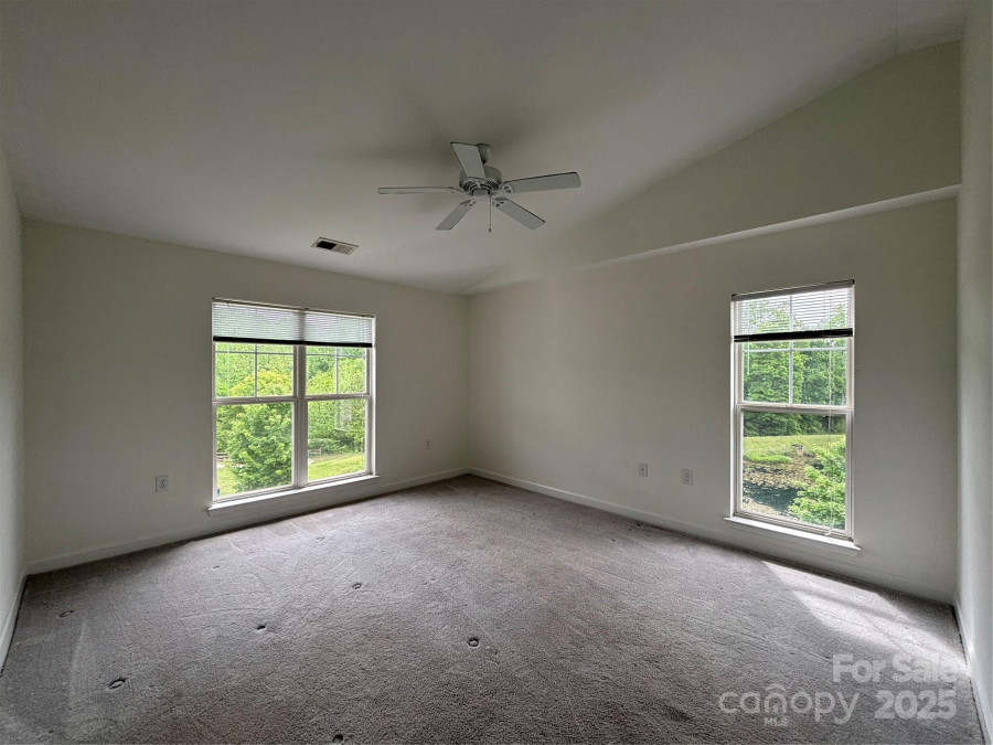 9027 Mcdowell Creek Ln Cornelius, NC 28031