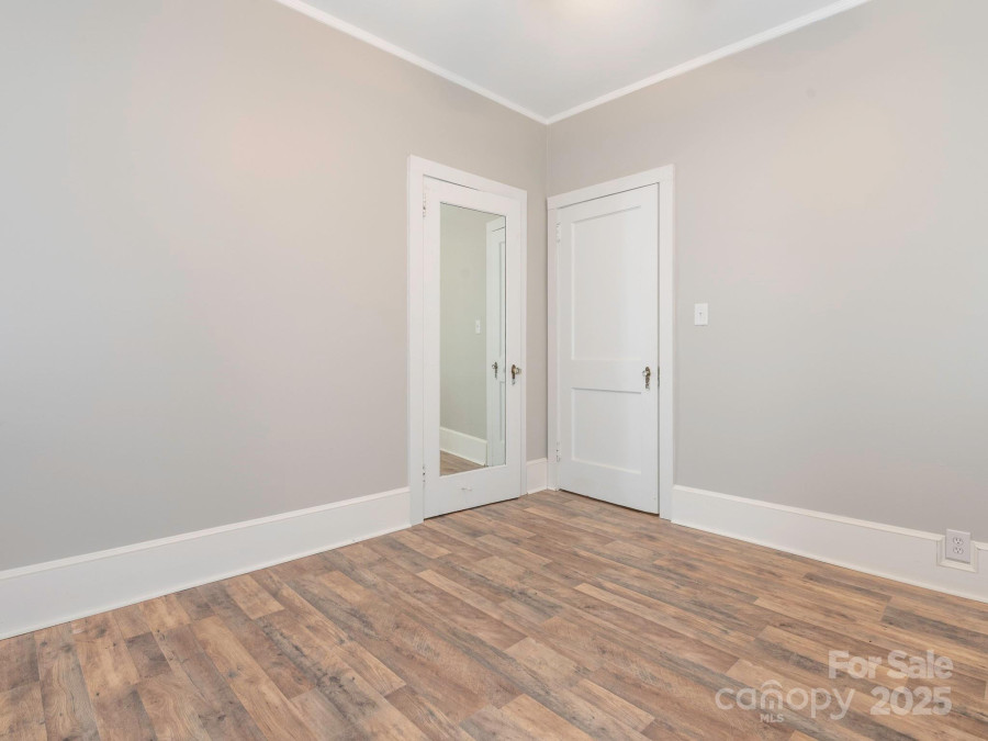 1512 Sunnyside Ave Charlotte, NC 28204