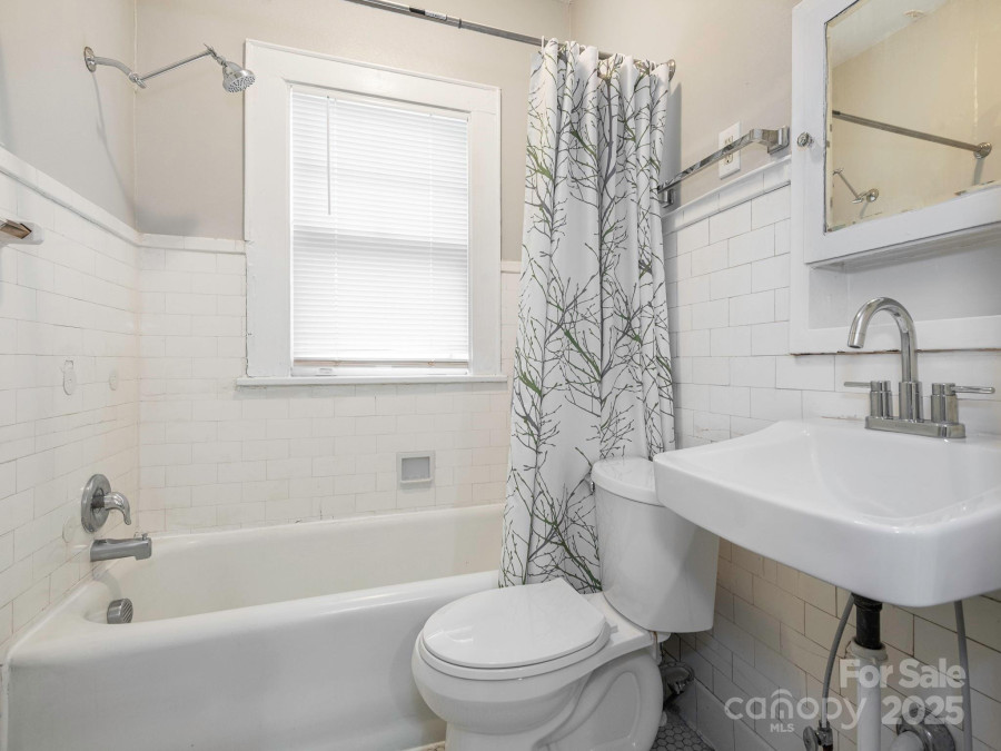 1512 Sunnyside Ave Charlotte, NC 28204
