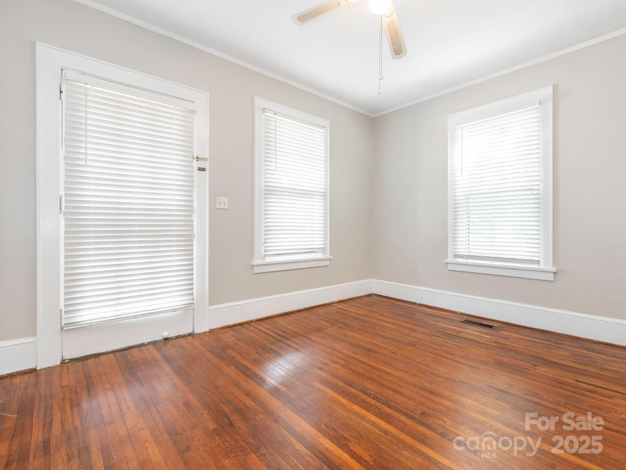 1512 Sunnyside Ave Charlotte, NC 28204
