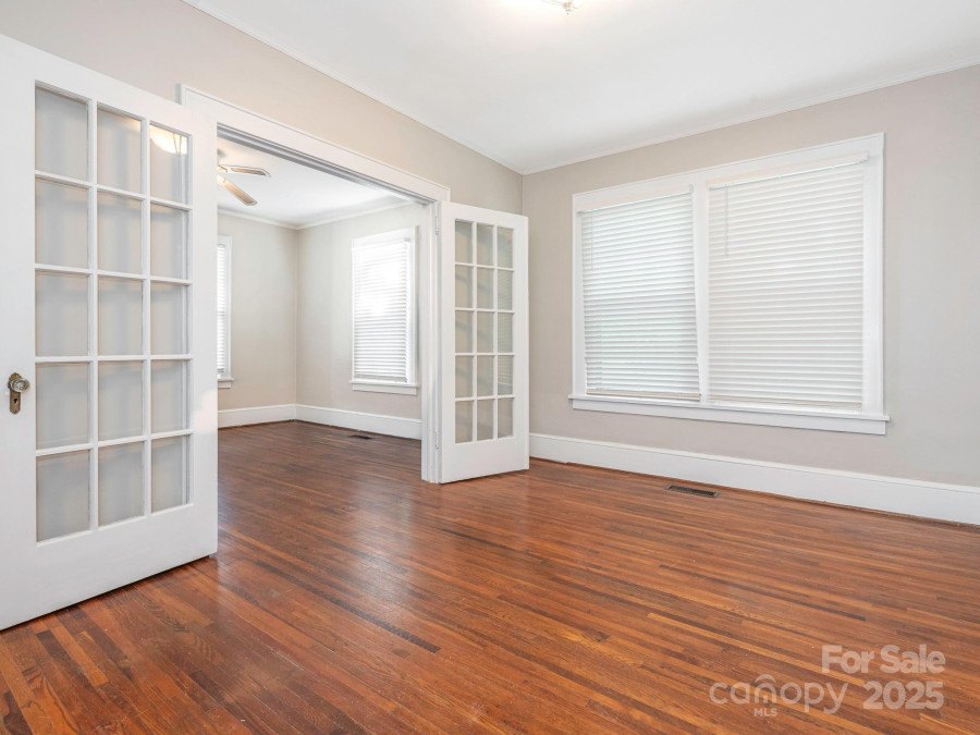 1512 Sunnyside Ave Charlotte, NC 28204