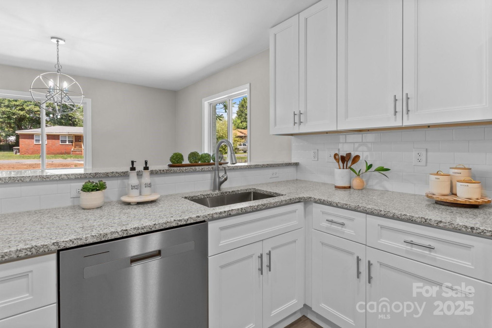 1306 Klondale Ave Kannapolis, NC 28081