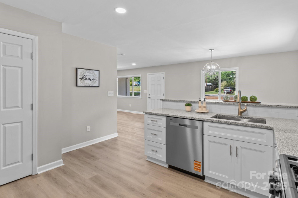 1306 Klondale Ave Kannapolis, NC 28081