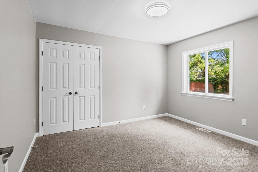 1306 Klondale Ave Kannapolis, NC 28081