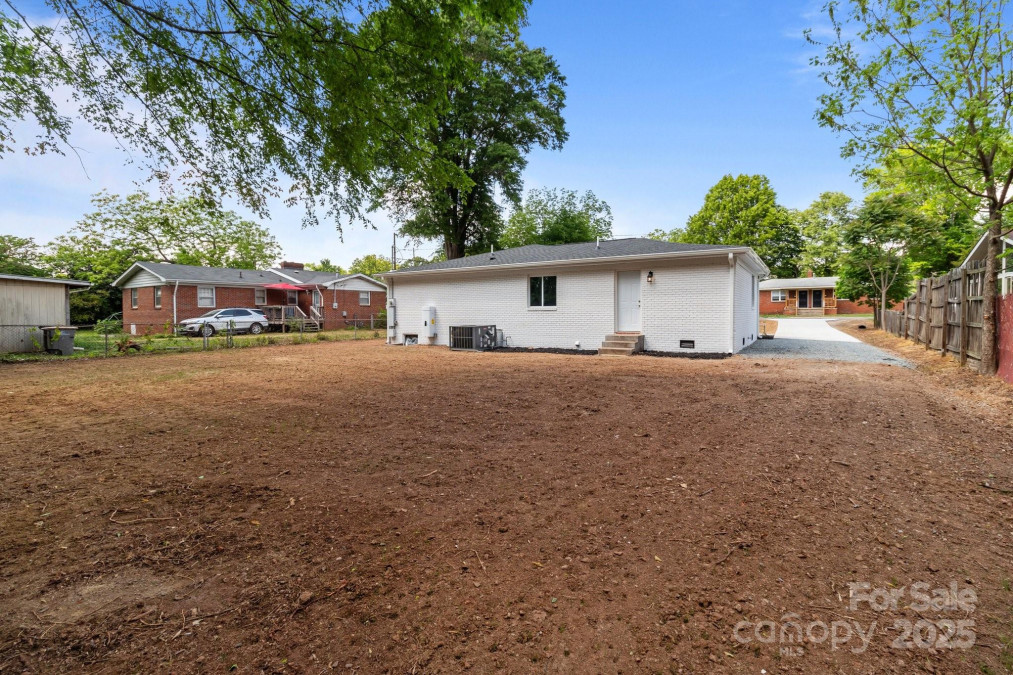 1306 Klondale Ave Kannapolis, NC 28081