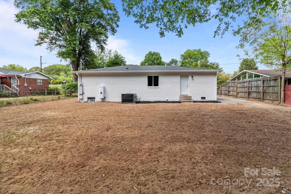 1306 Klondale Ave Kannapolis, NC 28081