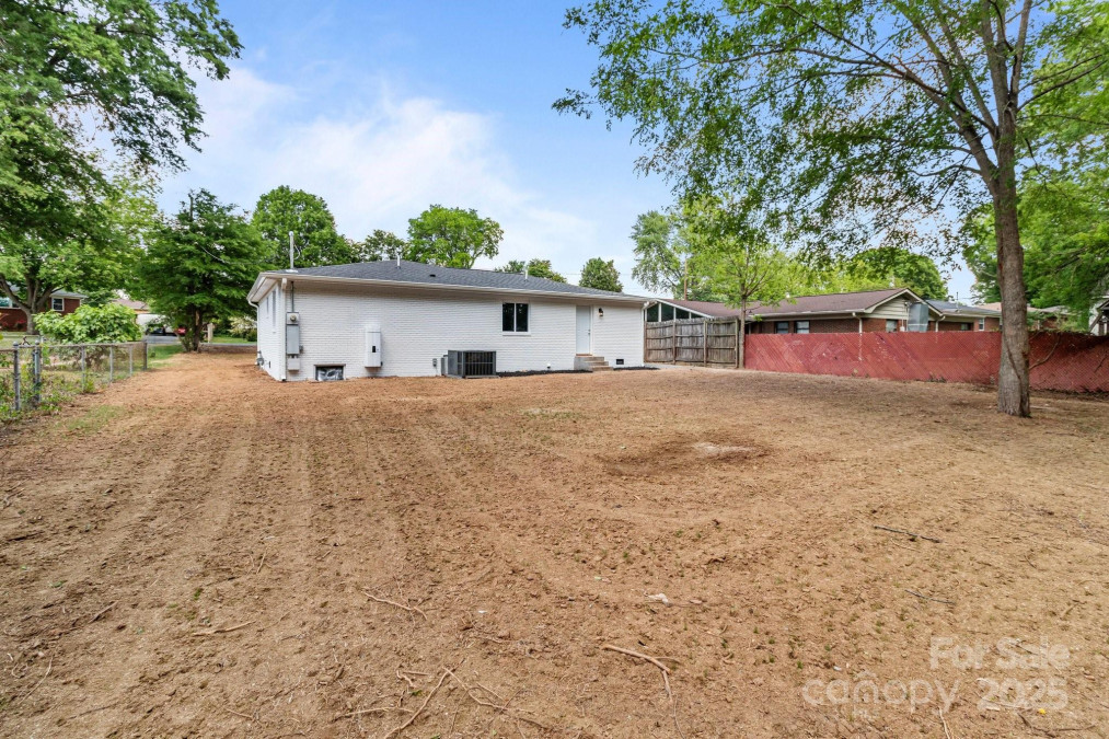 1306 Klondale Ave Kannapolis, NC 28081