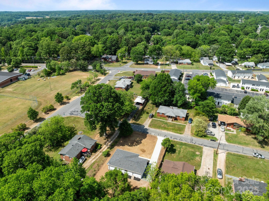 1306 Klondale Ave Kannapolis, NC 28081