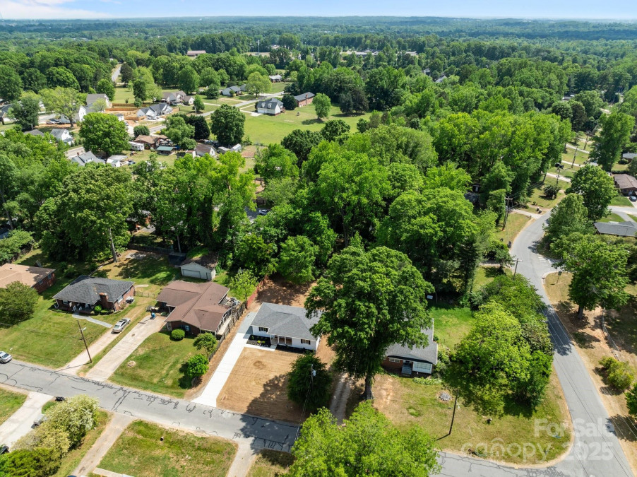 1306 Klondale Ave Kannapolis, NC 28081