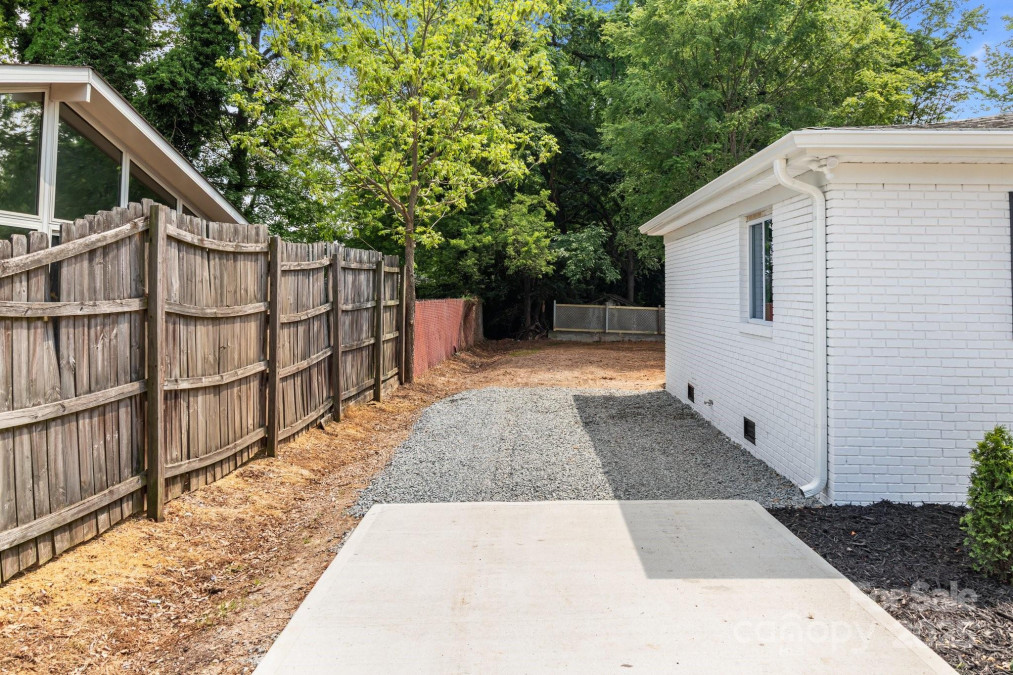 1306 Klondale Ave Kannapolis, NC 28081