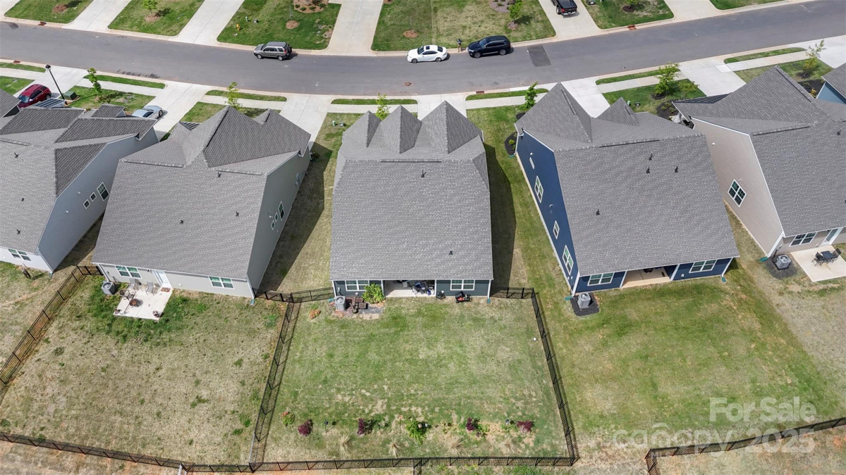 167 White Apple Way Statesville, NC 28625