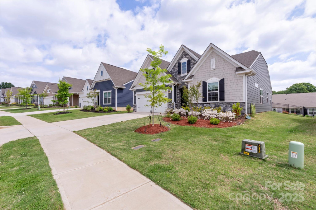 167 White Apple Way Statesville, NC 28625