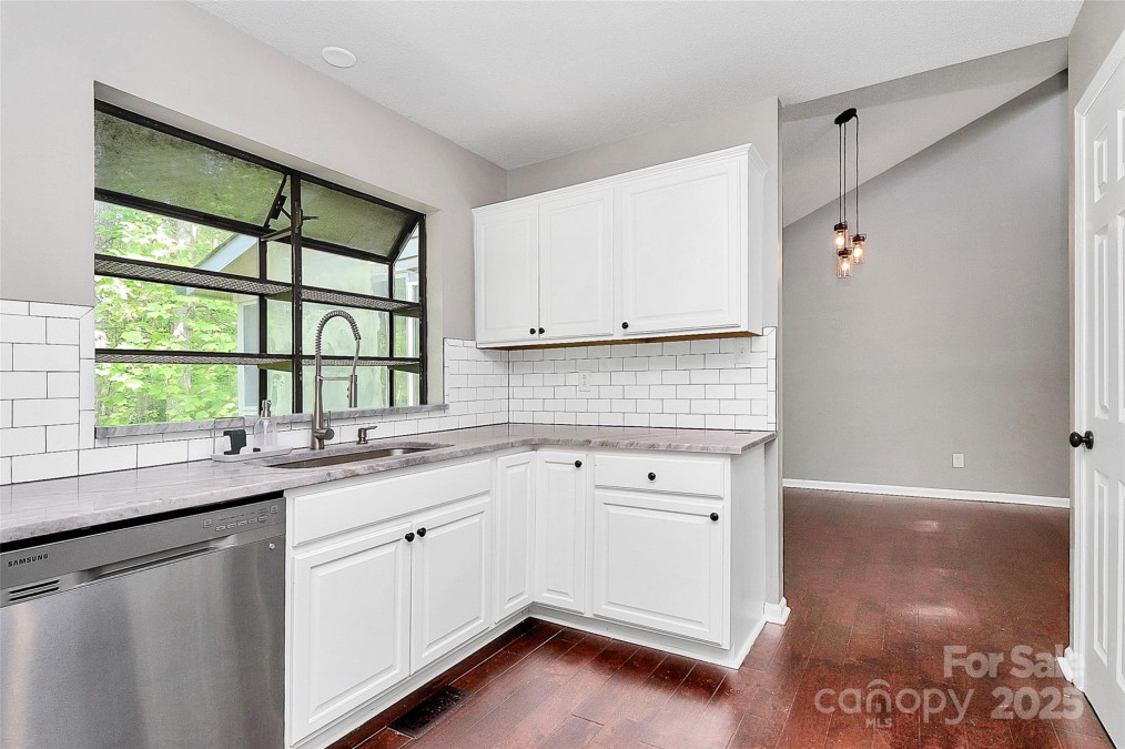 6712 Santa Maria Ln Charlotte, NC 28227