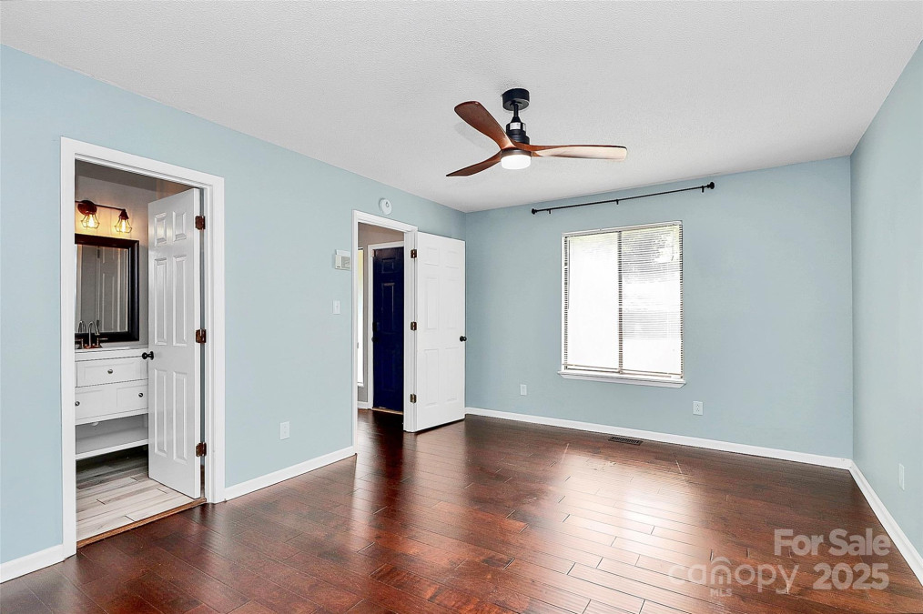 6712 Santa Maria Ln Charlotte, NC 28227