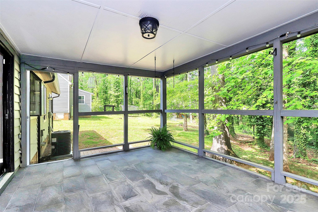 6712 Santa Maria Ln Charlotte, NC 28227
