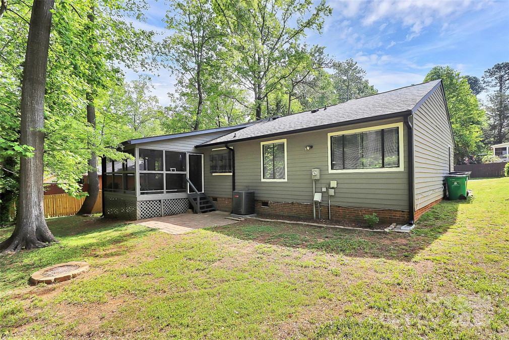 6712 Santa Maria Ln Charlotte, NC 28227