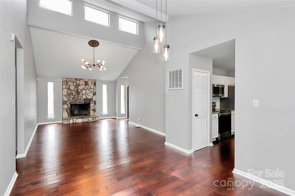 6712 Santa Maria Ln Charlotte, NC 28227