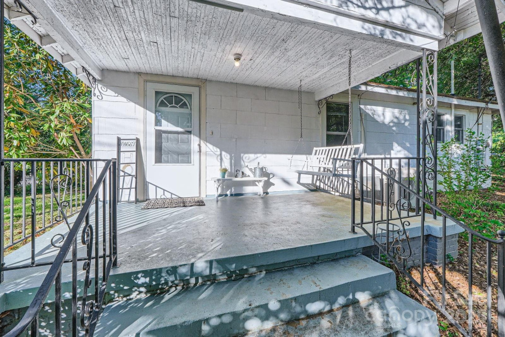 828 Richard Ave Kannapolis, NC 28081