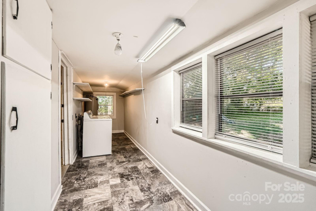 828 Richard Ave Kannapolis, NC 28081