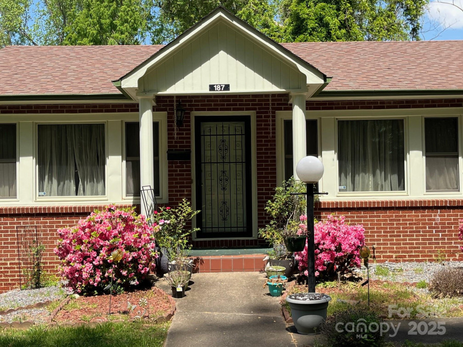 187 Glenview St Marion, NC 28752