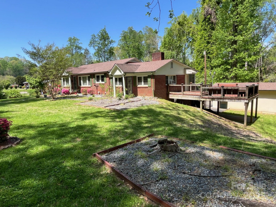 187 Glenview St Marion, NC 28752