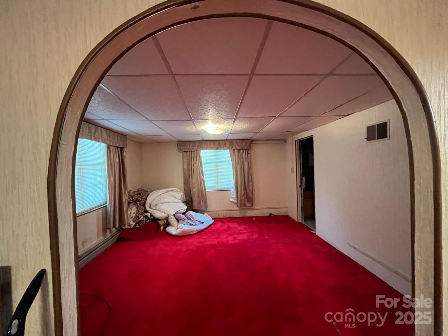 187 Glenview St Marion, NC 28752
