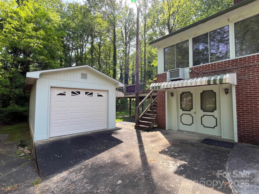 187 Glenview St Marion, NC 28752