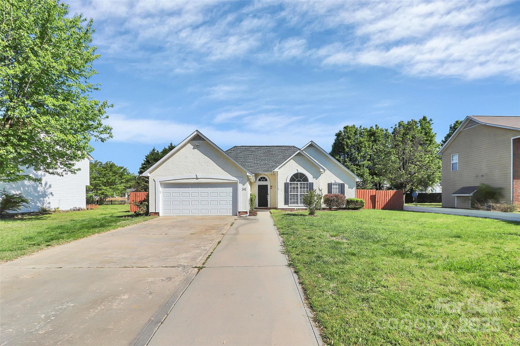 4606 Falcon Chase Dr Concord, NC 28027