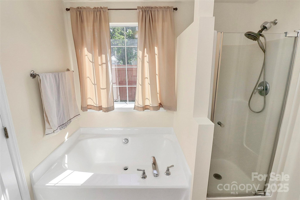 4606 Falcon Chase Dr Concord, NC 28027