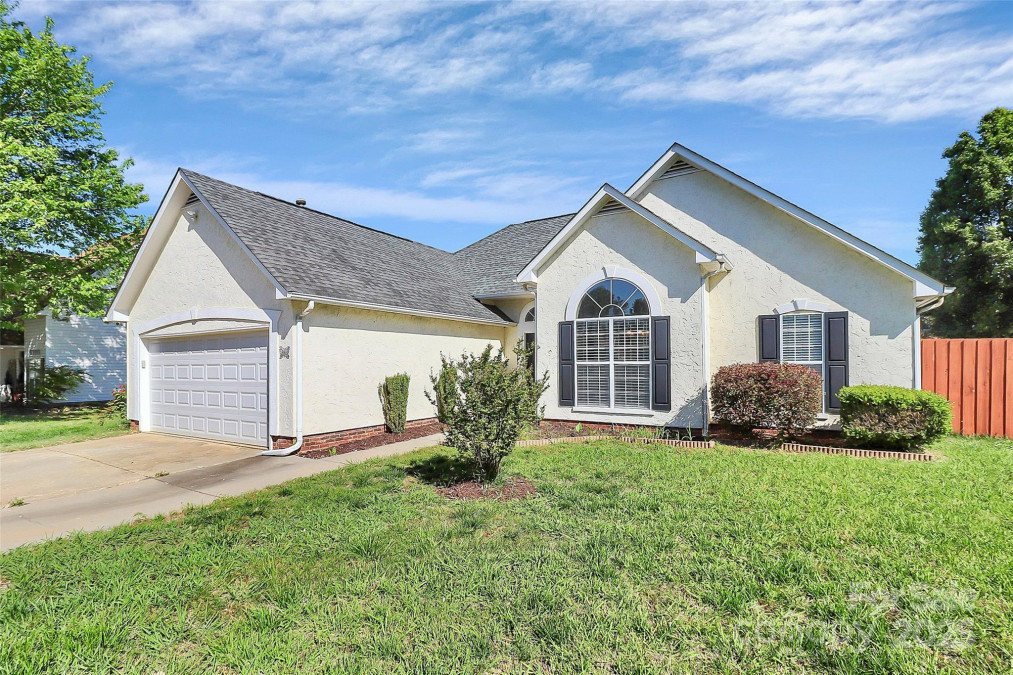4606 Falcon Chase Dr Concord, NC 28027